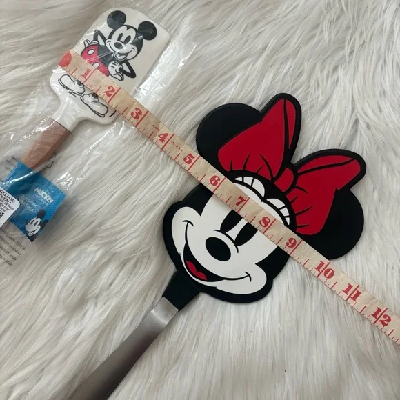 Williams Sonoma x Disney Mickey Spatula NWT and Minnie Flex Spatula NWOT - Picture 9 of 9